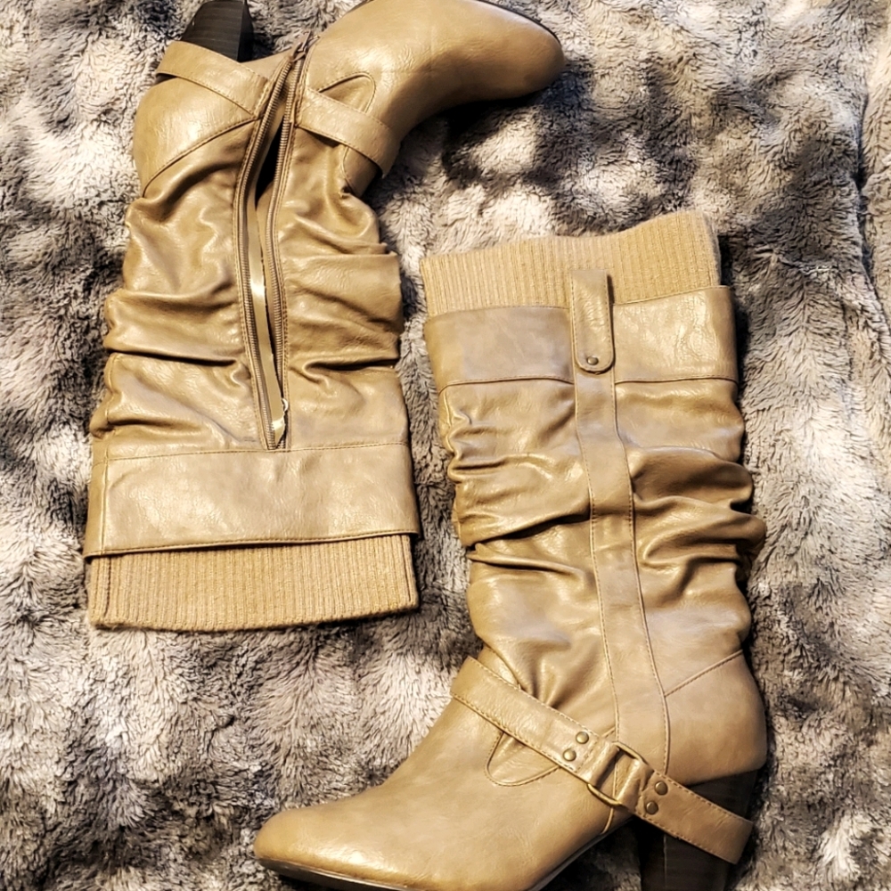 Qupid Slouch Boots (8.5)